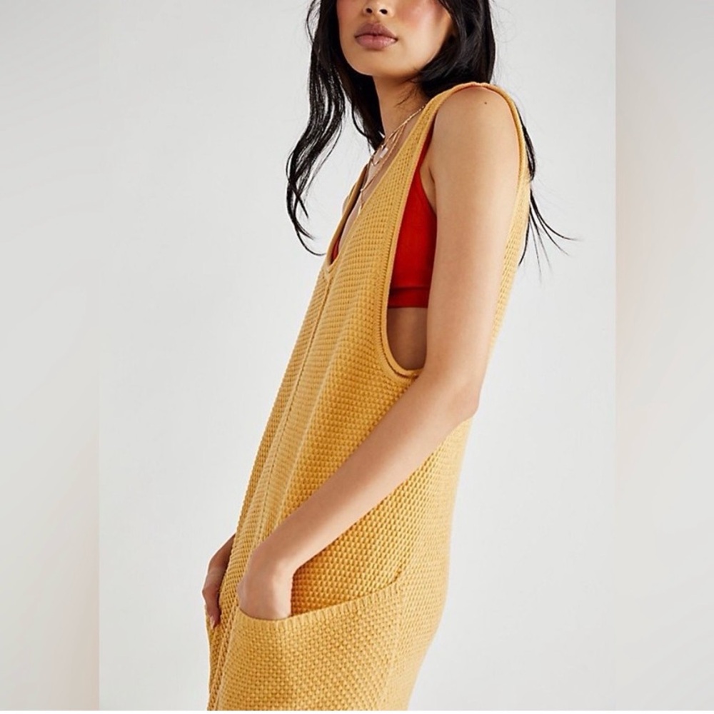 Free People Beach Hailee Sweater Jumper in Gold Womens XS